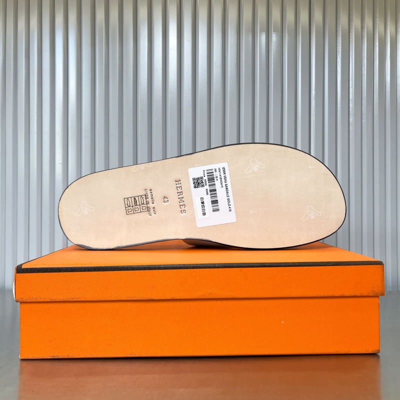 H**me5 slippers